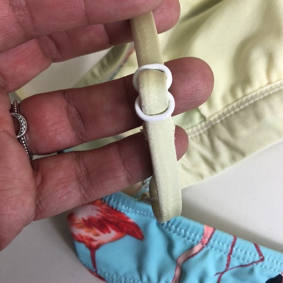 top bikini with flamingos - Picture 6 of 7